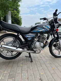 SUZUKI GS 150 SE 2022 IN LIKE NEW CONDITION