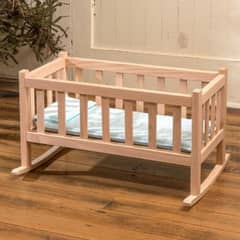 Baby cot with swing ability