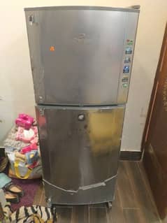 Dawlance fridge for sale 100% working condition
