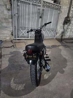 Suzuki gs 150 brand new condition