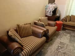 7 seater Premium Size Sofa Set in Excellent Condition