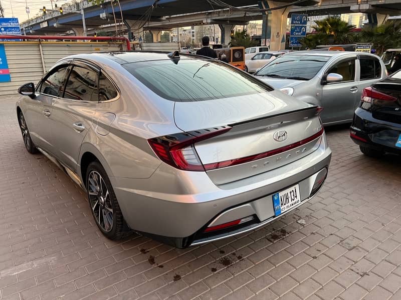 Hyundai Sonata 2021 1