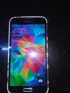 Samsung galaxy s5 10/8 condition 100% ok