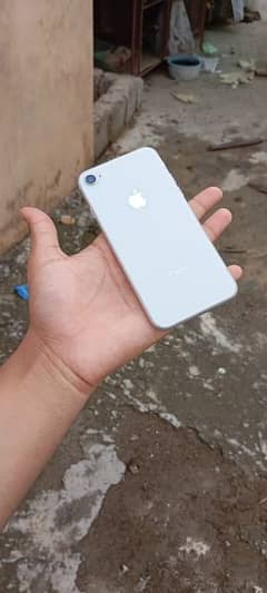 iphone 8 10/10 condition