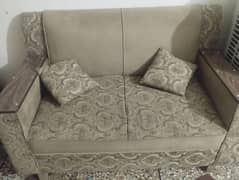 7 seater Sofa set with Excellent Condition