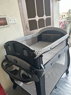 Graco IMPORTED baby cot and playard, Newborn2Toddler crib, portable