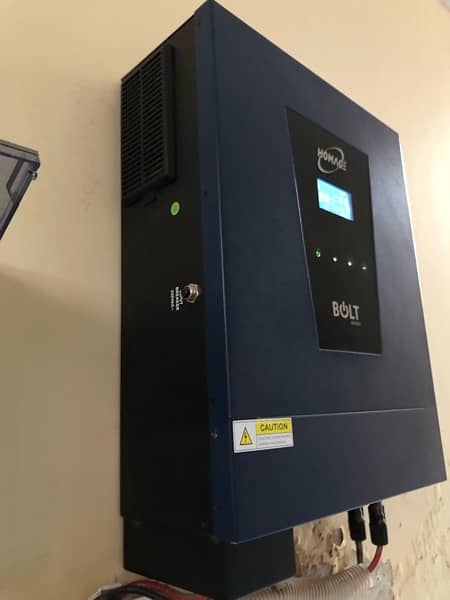 Homage Bolt HBS-5616SCC 5.6KW Hybrid Solar Inverter PV6500 2