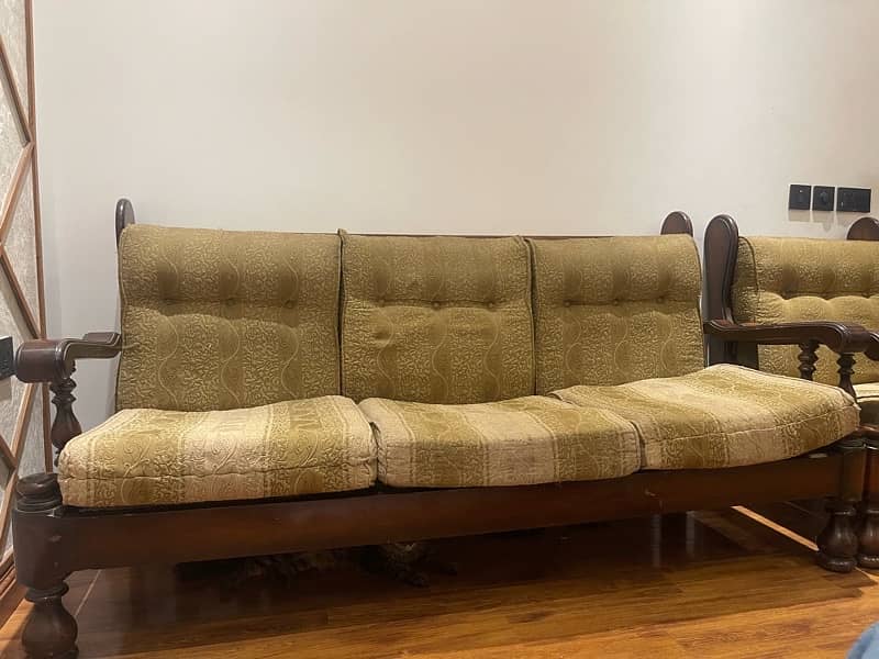 tali wood sofa set 1