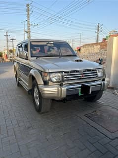 Mitsubishi Pajero 1993