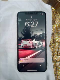 iphone 11 pro max 64gb factory unlock came from Australia esim time av