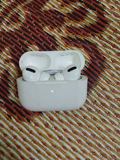 Apple Airbuds