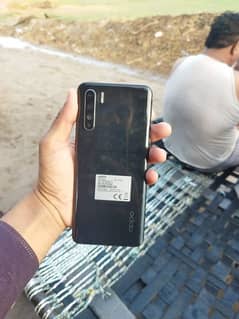 oppo reno 3 8 128 gb with box charge candtion 10 by10 Exchange possib