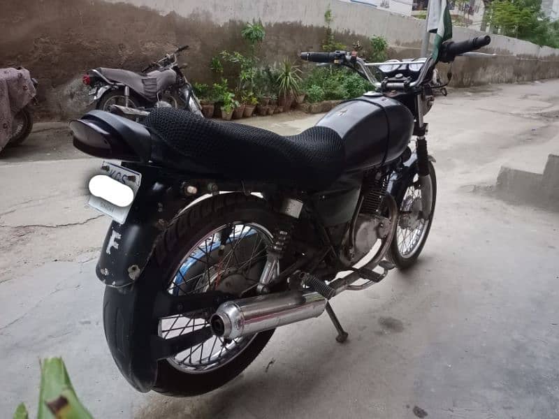 Suzuki GS 150cc. 3