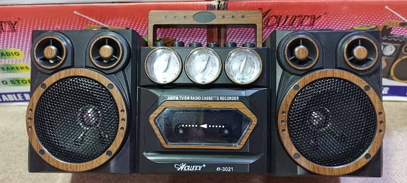 Cassette Player + 4 band Radio 100℅ brand new Clear Sound Super Bass 11