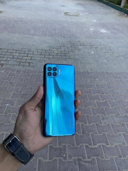 Oppo F17 Pro 1