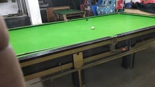 SNOOKER TABLE