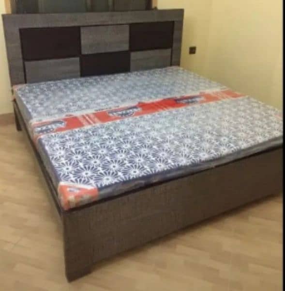 beds available King size 8