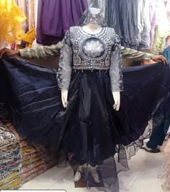 new dress available hai ju interested ho wo msg kry
