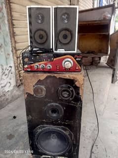 3 speakers 1 mp3