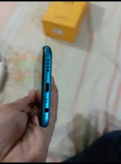 realme 5i box charger