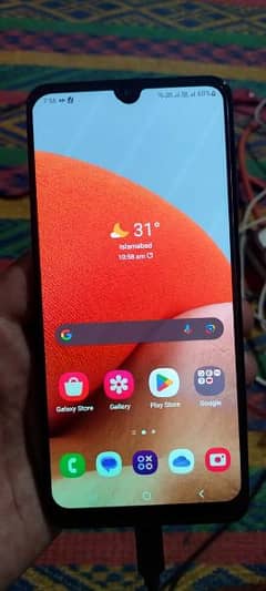 a 32 Samsung mobile for sale screen shad