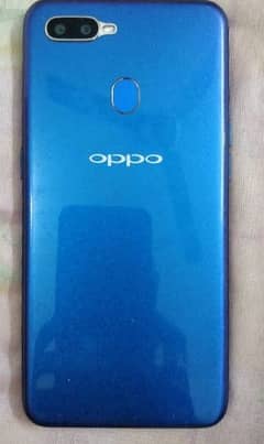 oppo a5s box charger Sath ha  10/9 condition  location iqbal nagr