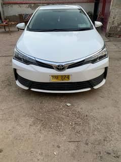 Toyota Corolla GLI 2018 Super White only one piece minor touchup