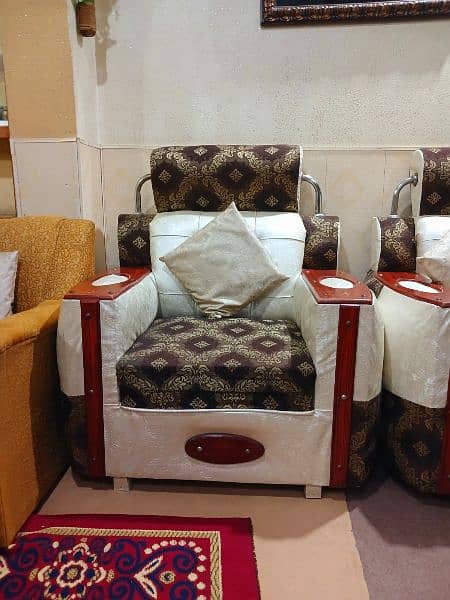 Sofa set new condition 2