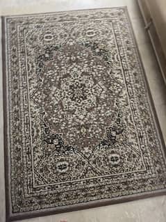 Carpet size 4*6 for sale in Excellent condition
