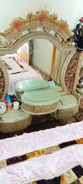 Bed and Dressing Fiber with 2 side table 2