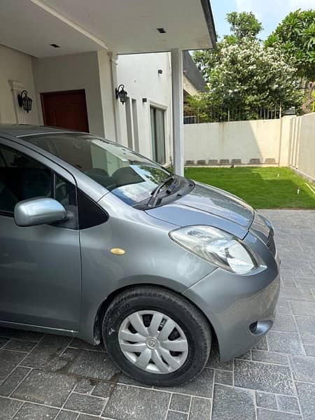 Toyota Vitz 2007 4