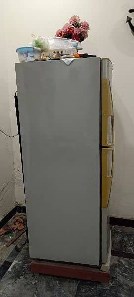 Refrigerator in good condition 0