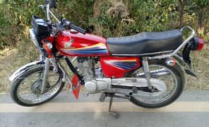 Honda CG 125cc model 2010 urgent sale my WhatsApp 03019233146