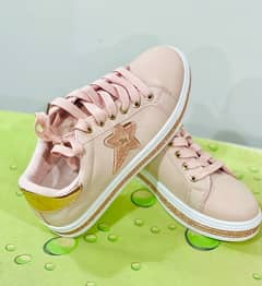 BRAND NEW PINK STAR SNEAKER