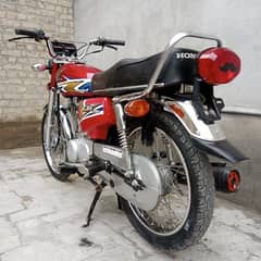 Urgent Sale Honda CG 125 Model 2020 Lush Condition