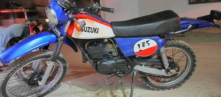 Suzuki TS-185cc 3