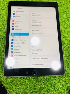 Ipad Air 2  brand new cndition  10/9