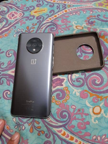 OnePlus 7t lush condition urgent sale 4