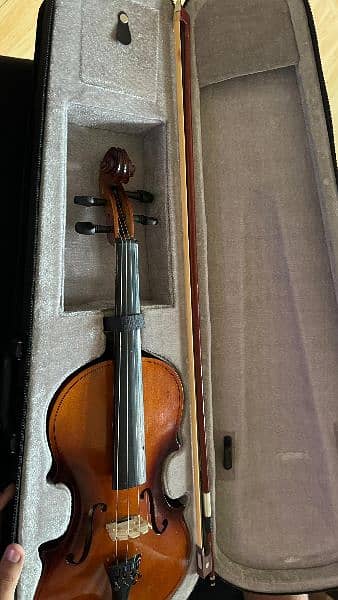 Violin in 10/10 condition 1