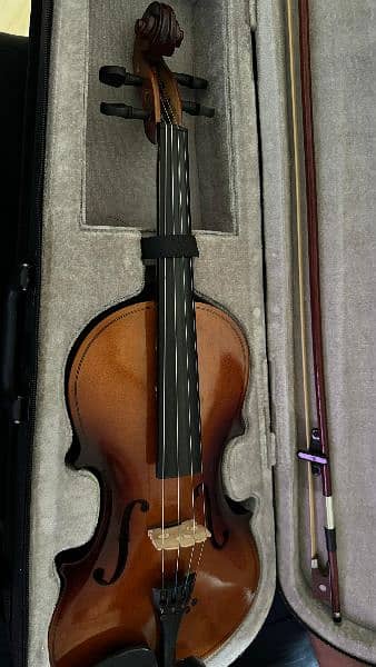 Violin in 10/10 condition 2