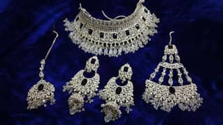 Platinum jewellery set