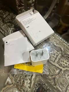 i phone charger 20 W orignal