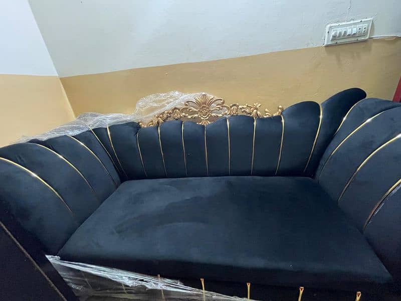 single 3 seater sofa/dewan 4