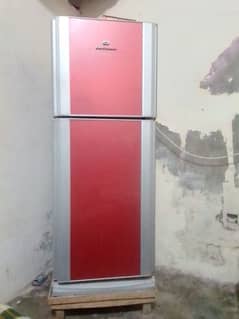 dawlance fridge new condition