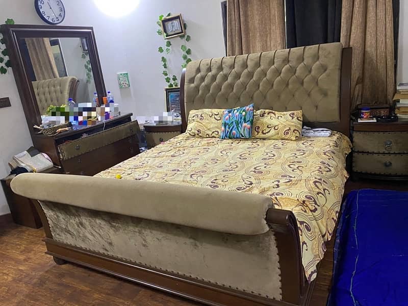 Wooden (akhrot) 3 piece bedroom set for sale 2