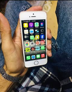 I phone 5s pta approved 0322,7573476 Whatsapp