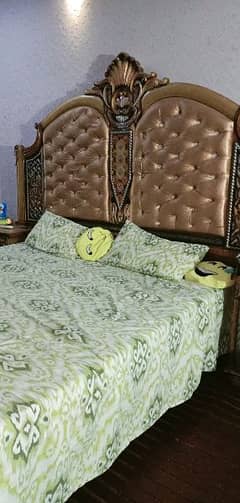 King size bed golden and brown color