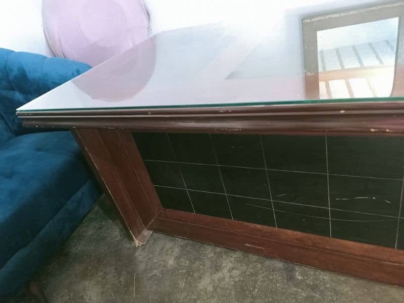 Office Table For Sale with Glass 4