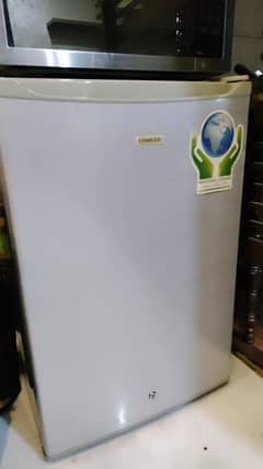 Kenwood fridge