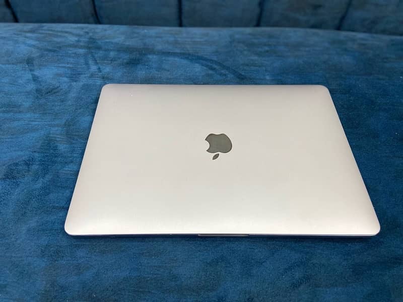 MacBook Pro A1708 2017 0